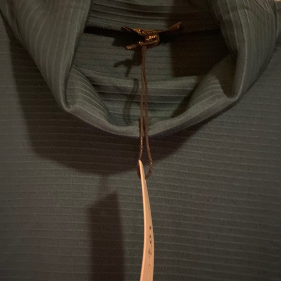 DG2 by Diane Gilman Teal Short Sleeve Top - Picture 3 of 8